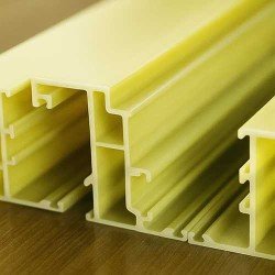 Frameprofielen voor polyurethaan deuren en ramen